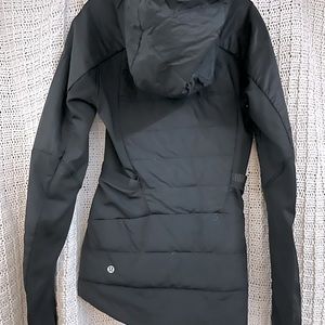 LULULEMON JACKET